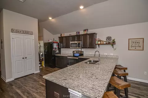 2104 Markley Dr, Bryan, TX 77807 photo 14