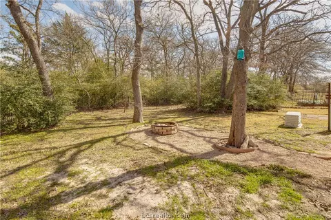 2829 Oakside Dr, Bryan, TX 77802 photo 17