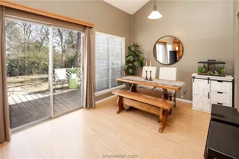 2829 Oakside Dr, Bryan, TX 77802 photo 5