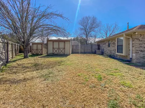 5809 Canterbury Dr, Bryan, TX 77802 photo 16