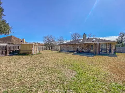 5809 Canterbury Dr, Bryan, TX 77802 photo 15