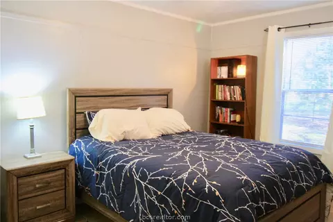 2187 Sycamore, Bryan, TX 77807 photo 13