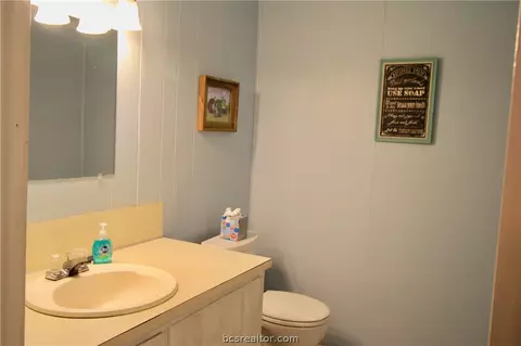 2187 Sycamore, Bryan, TX 77807 photo 7