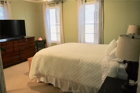 2187 Sycamore, Bryan, TX 77807 photo 14