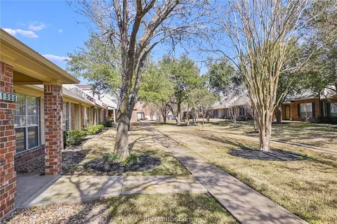 1500 Bennett St, Bryan, TX 77802 photo 3
