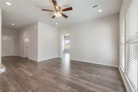 1809 Beason St, Bryan, TX 77801 photo 8