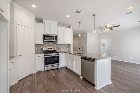 1809 Beason St, Bryan, TX 77801 photo 5