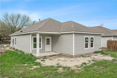 1811 Beason St, Bryan, TX 77801 photo 3