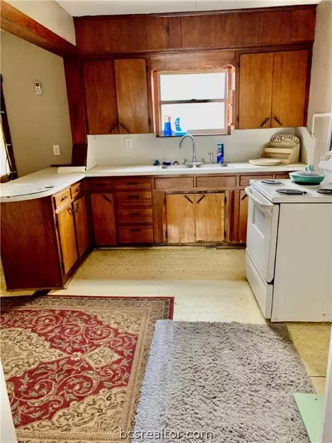 7117 Commerce St, Iola, TX 77861 photo 5