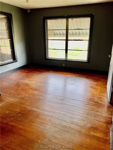 7117 Commerce St, Iola, TX 77861 photo 3