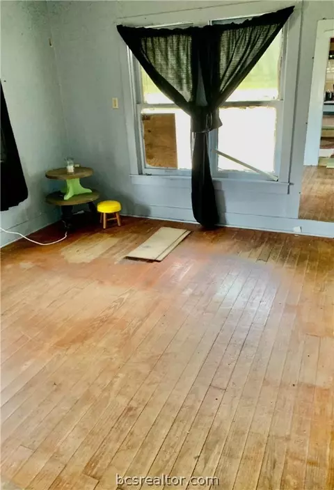 7117 Commerce St, Iola, TX 77861 photo 9