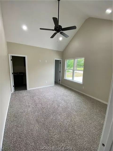 907 Henderson St, Bryan, TX 77803 photo 10