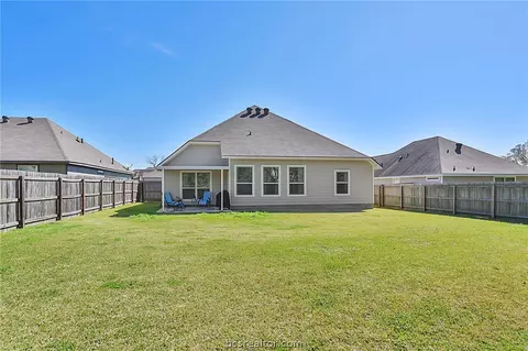 2006 Arable Ct, Brenham, TX 77833 photo 21