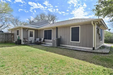4748 Brompton Ln, Bryan, TX 77802 photo 18