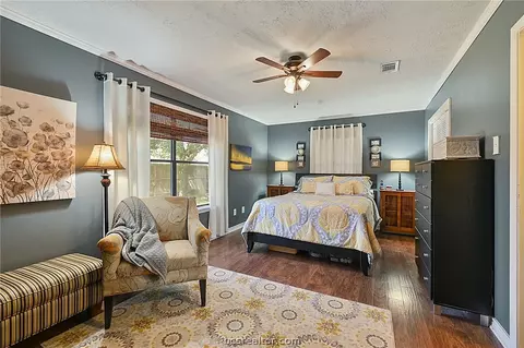 4748 Brompton Ln, Bryan, TX 77802 photo 11