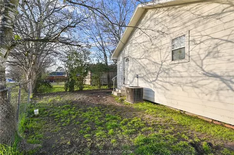 1301 Hazel St, Bryan, TX 77803 photo 15