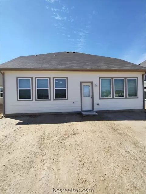 977 Rice Dr, Bryan, TX 77803 photo 9