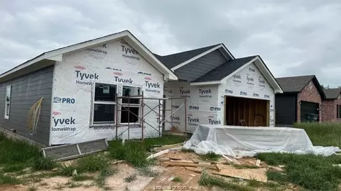 1804 Cornish Ct, Bryan, TX 77801