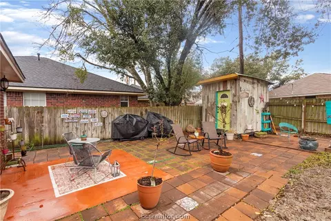 2513 Bexar Grass Ct, Bryan, TX 77802 photo 14
