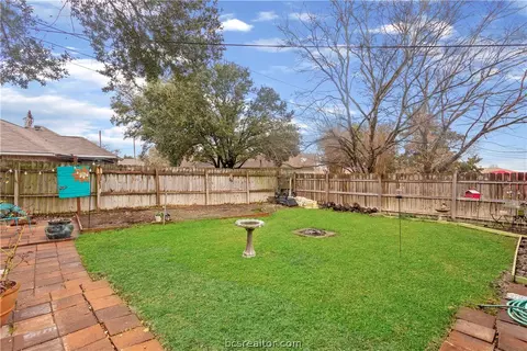 2513 Bexar Grass Ct, Bryan, TX 77802 photo 13