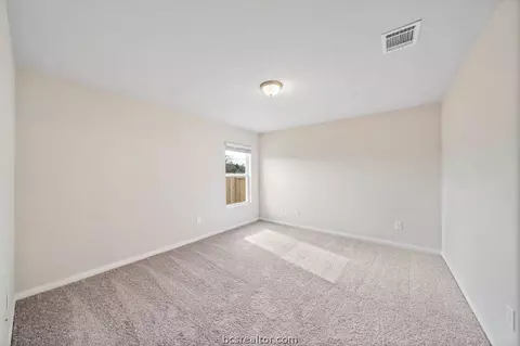 5537 Fox Bluff Dr, Bryan, TX 77807 photo 14