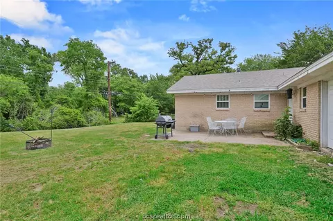 2609 Wayside Dr, Bryan, TX 77802 photo 14
