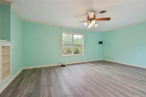 2609 Wayside Dr, Bryan, TX 77802 photo 2