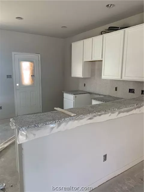 4717 Nopalitos Way, Bryan, TX 77807 photo 3
