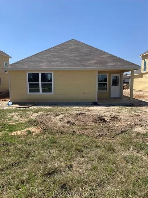 987 Rice Dr, Bryan, TX 77803 photo 3