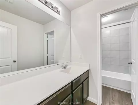 987 Rice Dr, Bryan, TX 77803 photo 12