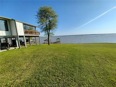 295 Memphis Belle Rd, Trinity, TX 75862 photo 10