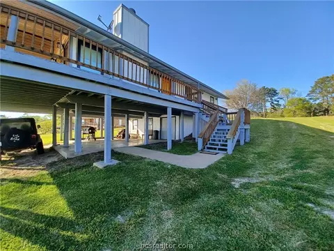 295 Memphis Belle Rd, Trinity, TX 75862 photo 5