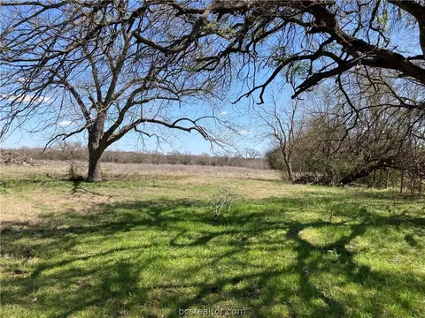 000 Shelby, Bremond, TX 76629