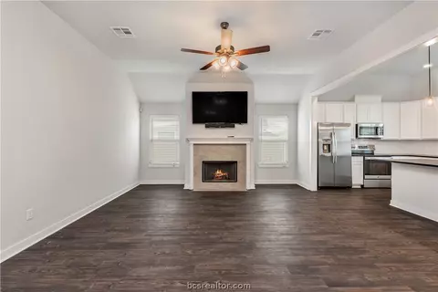 3413 Utah Ct, Bryan, TX 77808 photo 5