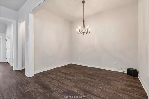3413 Utah Ct, Bryan, TX 77808 photo 7