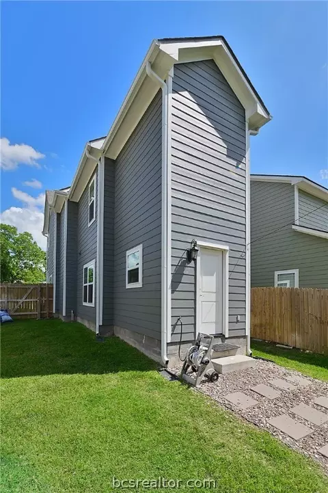 200 Tee Dr, Bryan, TX 77801 photo 6