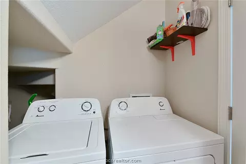 200 Tee Dr, Bryan, TX 77801 photo 16
