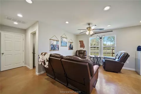 43680 Mitchamore Rd, Hempstead, TX 77445 photo 21