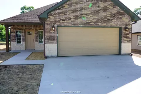 2912 Tennessee Ave, Bryan, TX 77803 photo 1