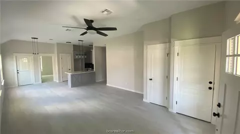 2912 Tennessee Ave, Bryan, TX 77803 photo 5