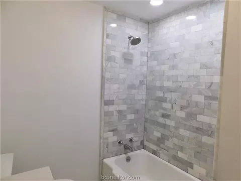 1815 Wayside Dr, Bryan, TX 77802 photo 8