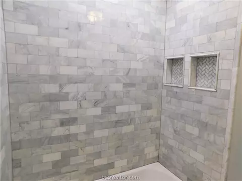 1815 Wayside Dr, Bryan, TX 77802 photo 9
