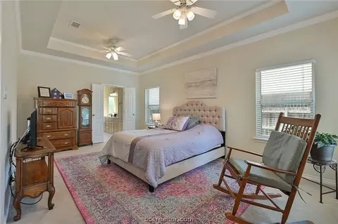 4904 Park Hampton Dr, Bryan, TX 77802 photo 11