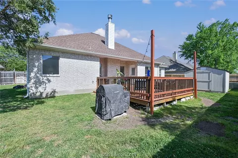 4904 Park Hampton Dr, Bryan, TX 77802 photo 19