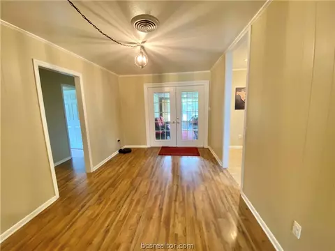1303 Barak Ln, Bryan, TX 77802 photo 7