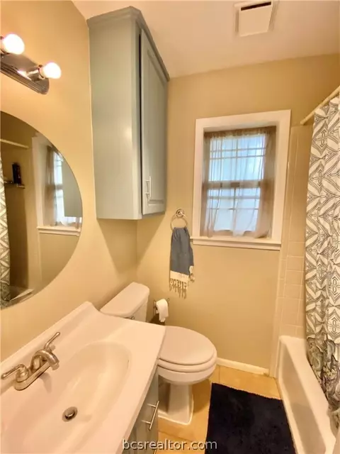 1303 Barak Ln, Bryan, TX 77802 photo 14