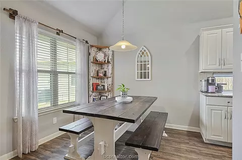 3034 Positano, Bryan, TX 77808 photo 2