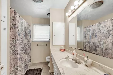 3908 Windowmere St, Bryan, TX 77802 photo 14