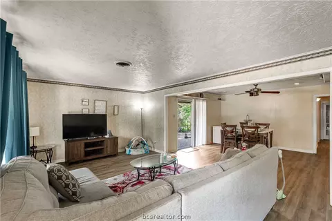 3908 Windowmere St, Bryan, TX 77802 photo 3
