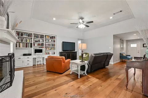 4104 Warwick Ln, Bryan, TX 77802 photo 6
